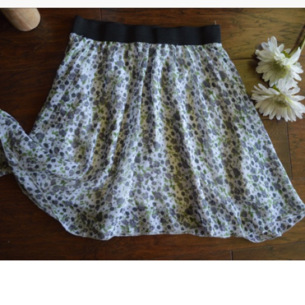 Julie's Closet | floral, light-flowing skirt